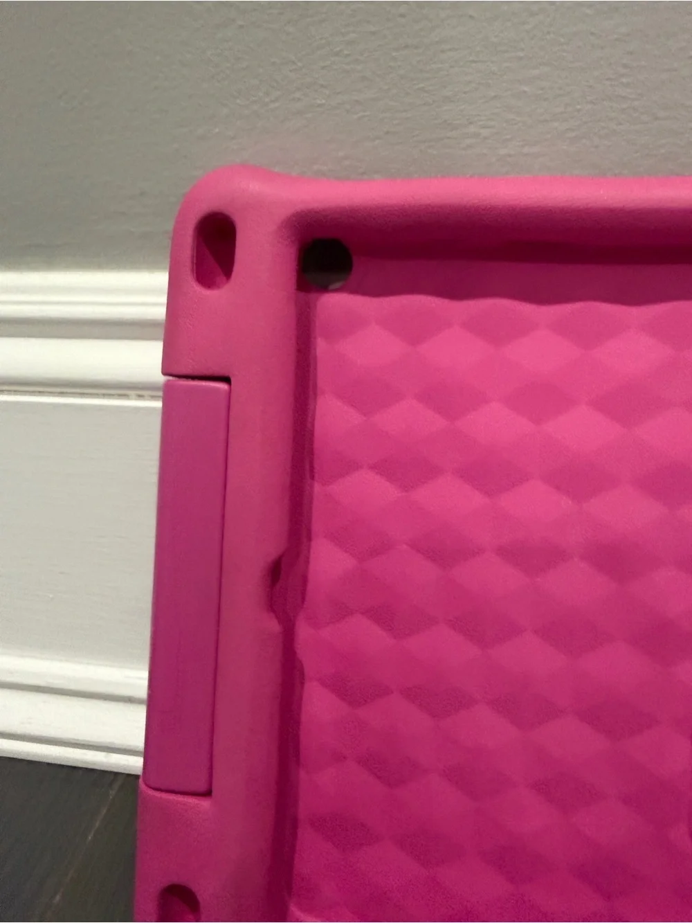 Amazon Fire 7” in Kids Tablet Drop Protective Case in Bright Pink